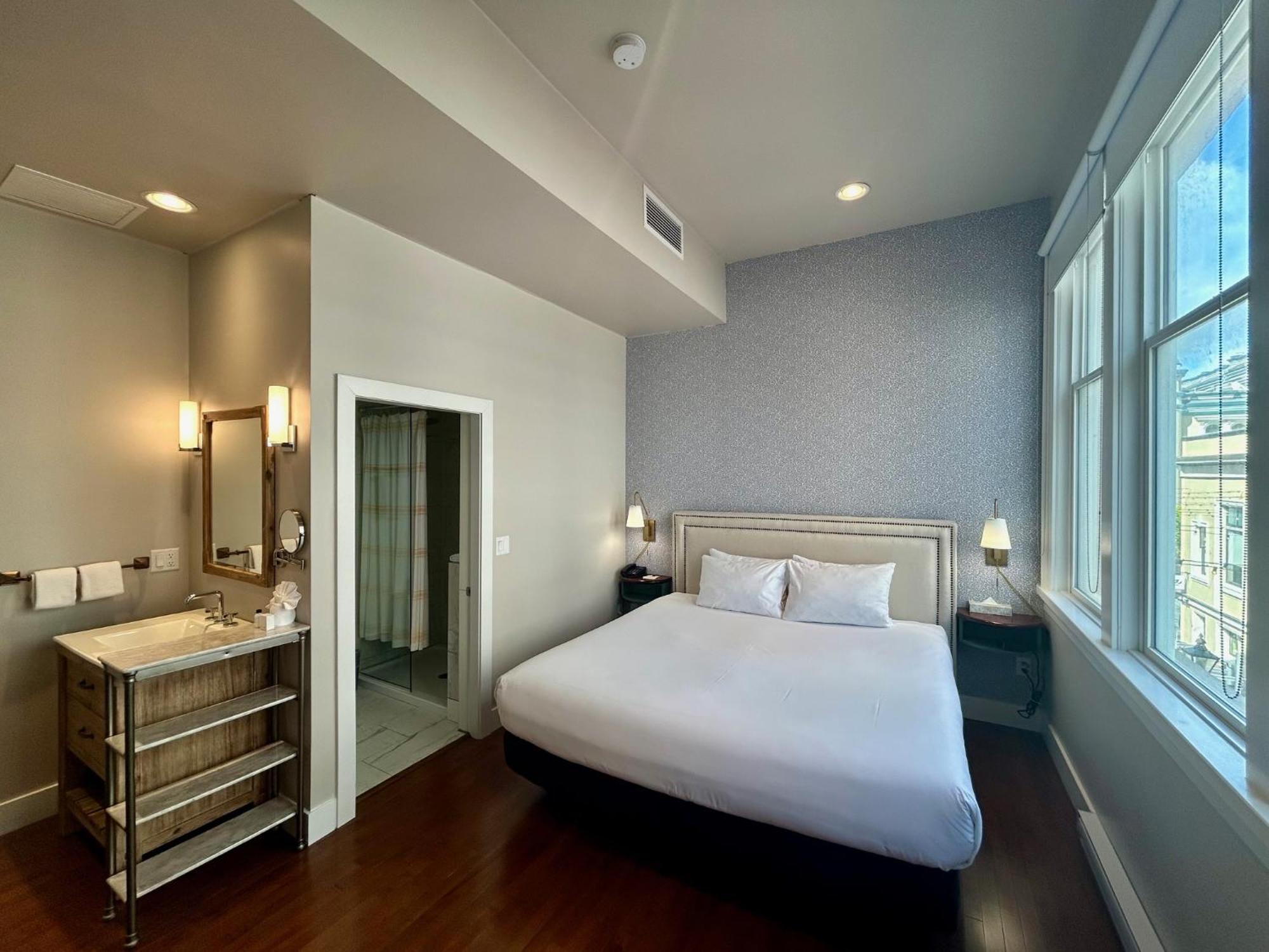 The Bedford Regency Hotel Βικτώρια Εξωτερικό φωτογραφία